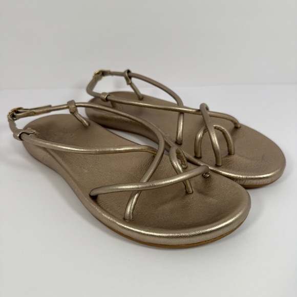 Olukai Waiau Leather Gold Strappy Flat Sandals size 6.5 7 - Picture 1 of 7